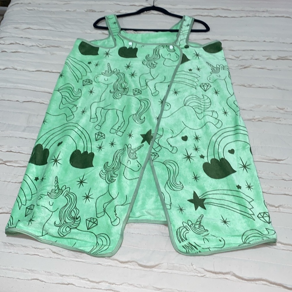 Unicorn print  fleece towel cover up